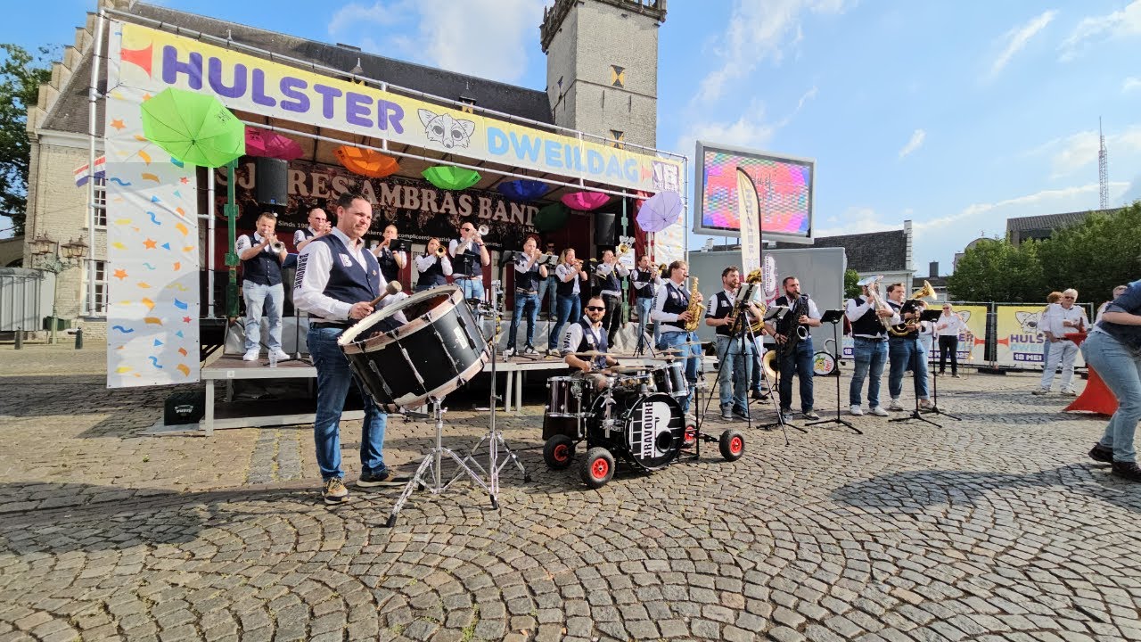 Bravoure dweilorkest in Hulst | Hulster Dweildag 2025