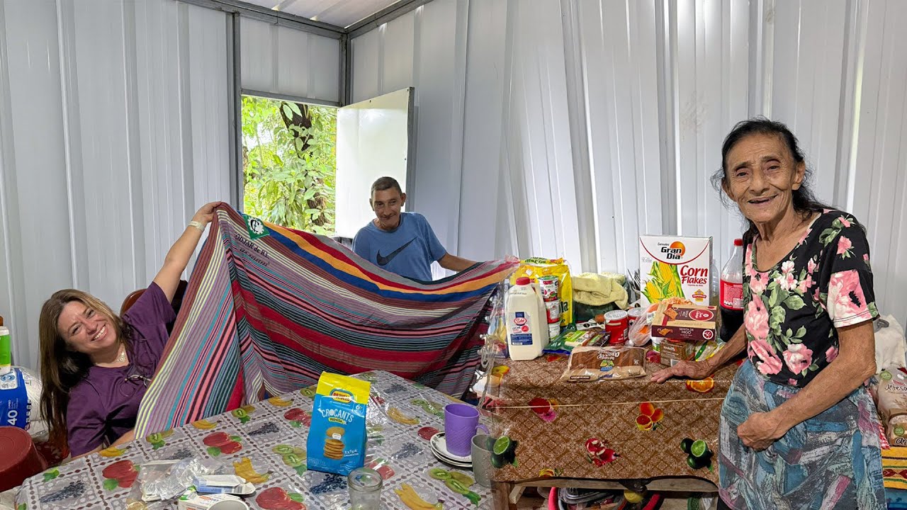 LE LLEVE DESPENSA A LA ABUELITA ELBA