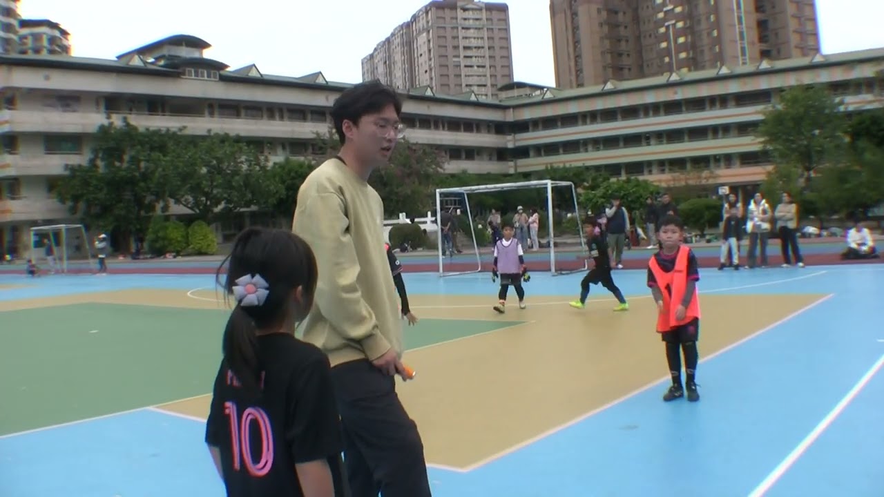對足夢少年隊上半場