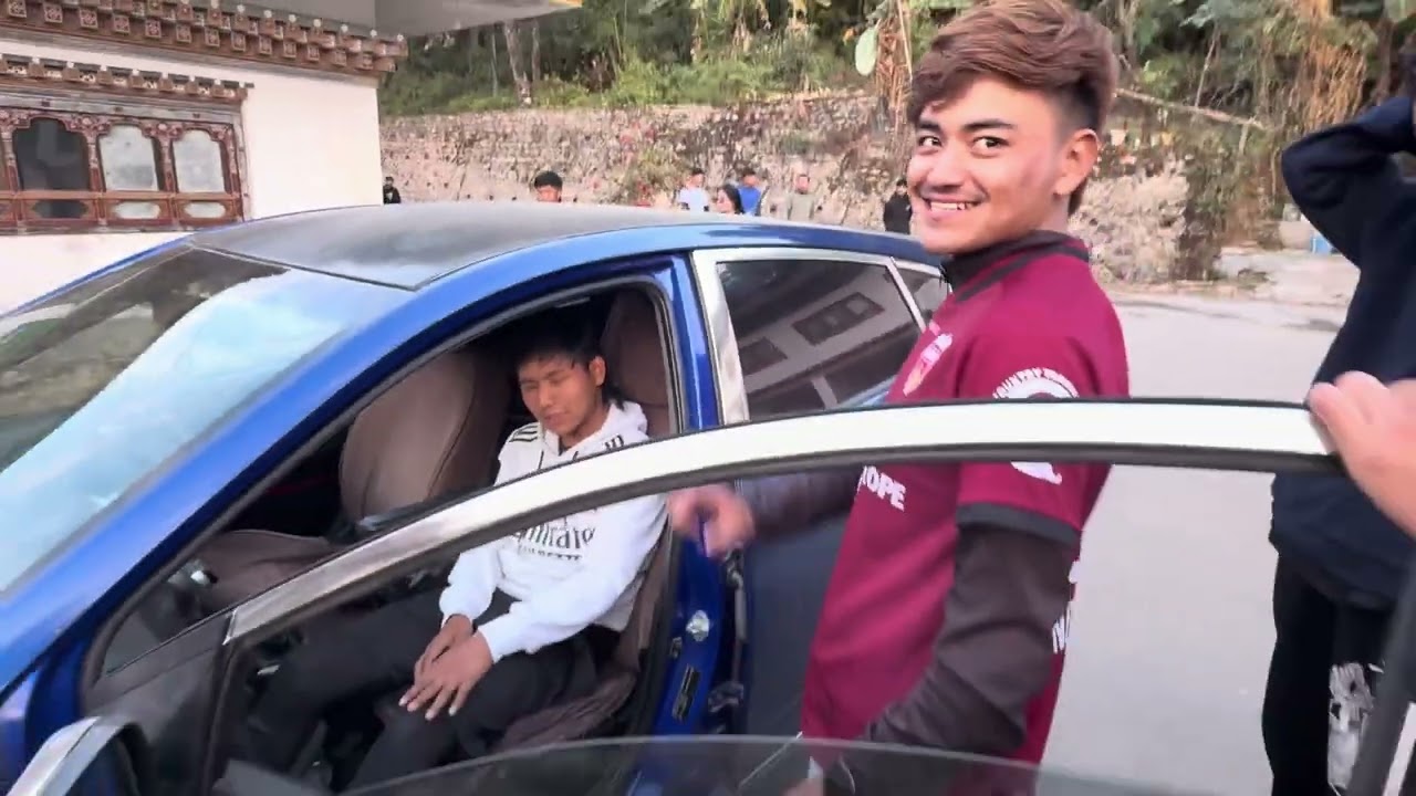 Please watch it’s very interesting vlog n please subscribe la.
