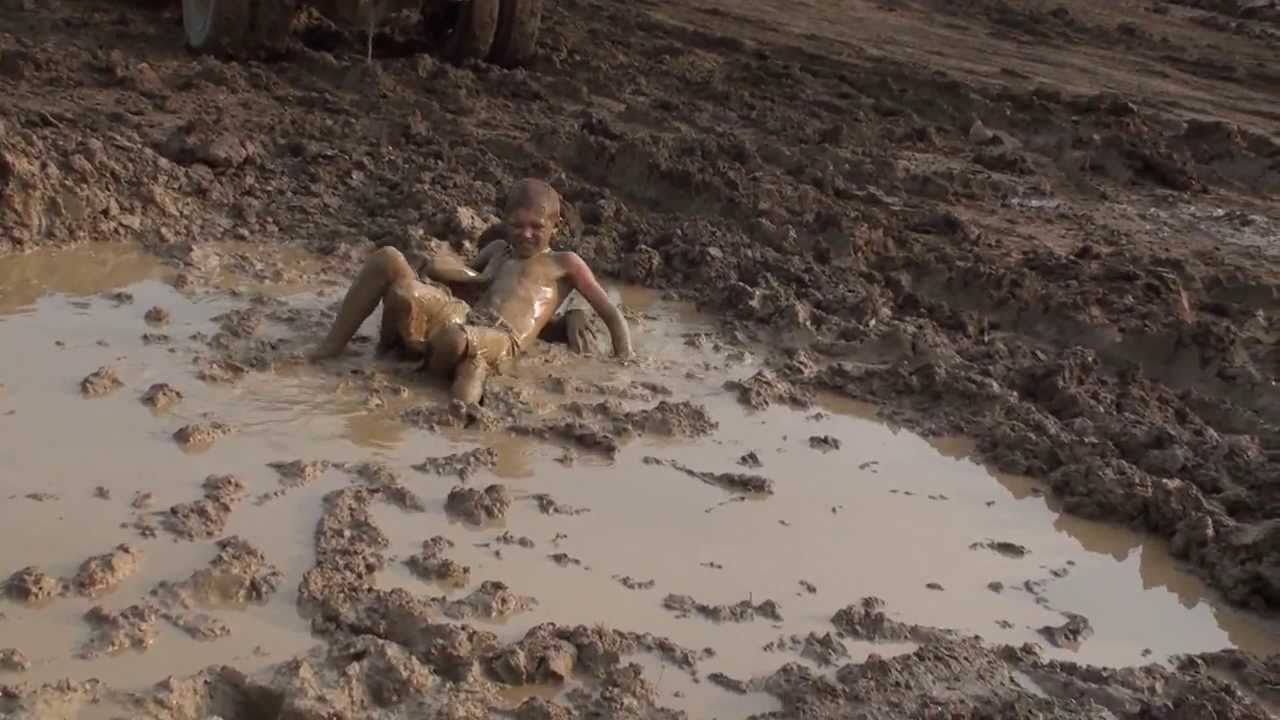 MUD FIGHT!!!