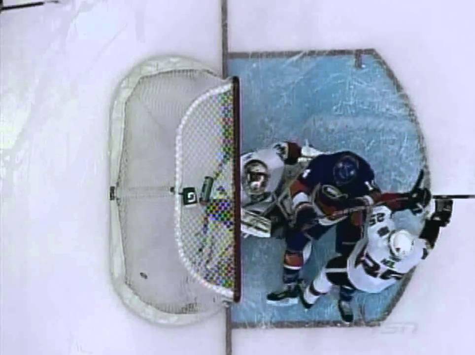 Trevor Gillies First NHL Goal (January 13 2011)