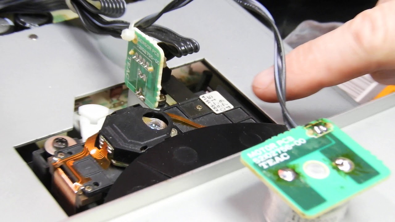 CD-транспорт Esoteric P-500. Магнитный звукосниматель VRDS и KSS-151A.
