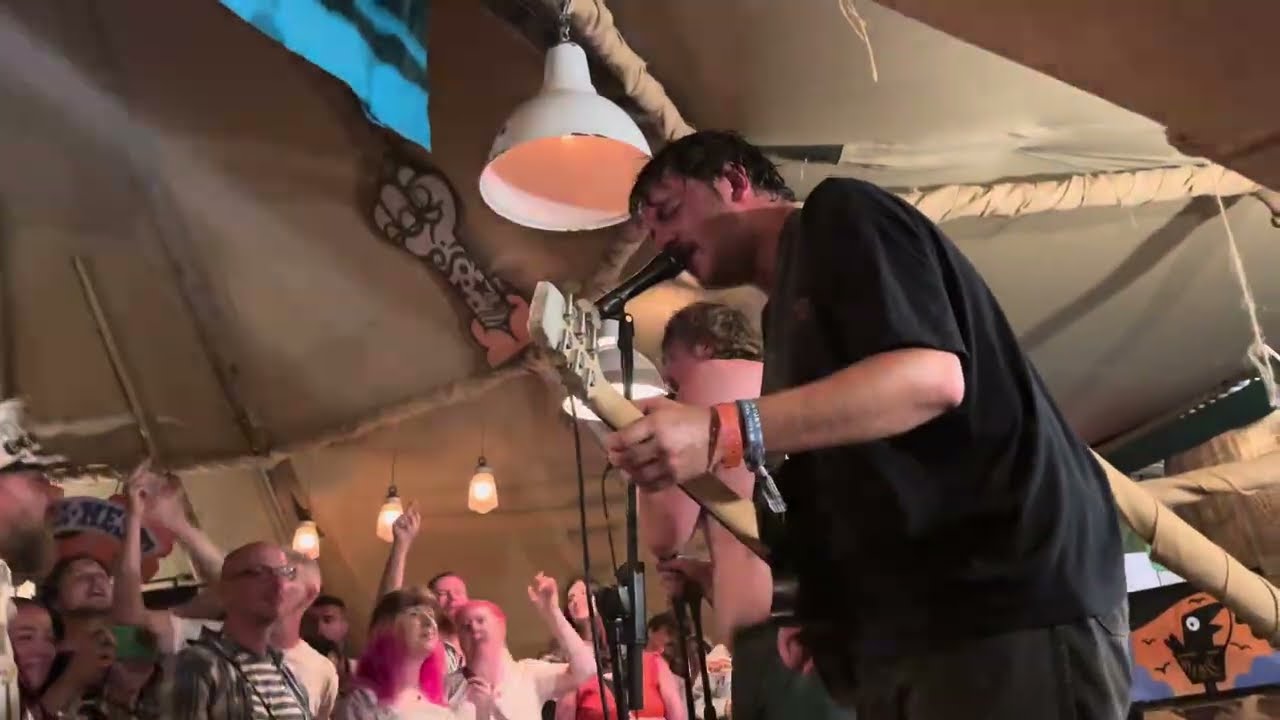 Getdown Services - Get Back Jamie (Glastonbury 2025)