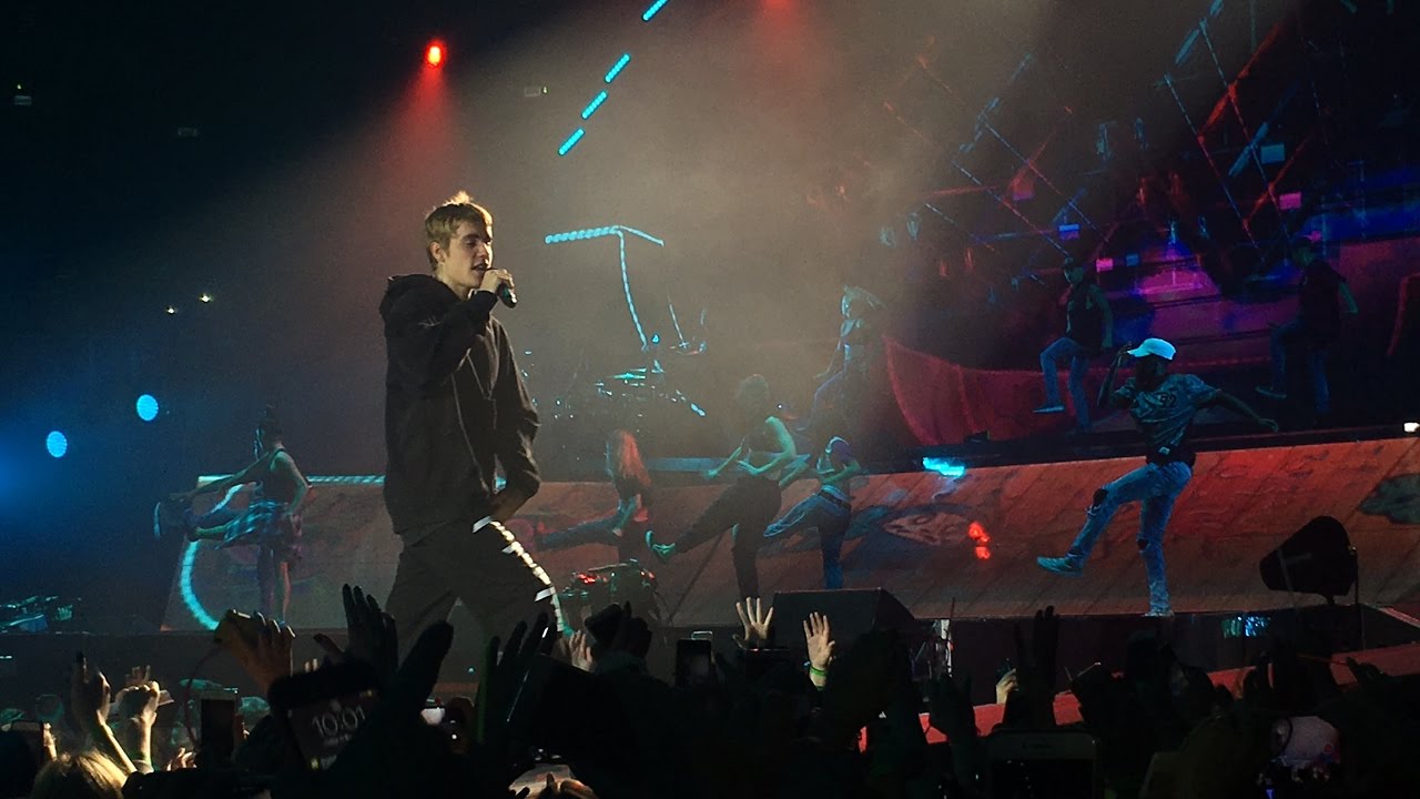 Justin Bieber - What Do You Mean - Cracow