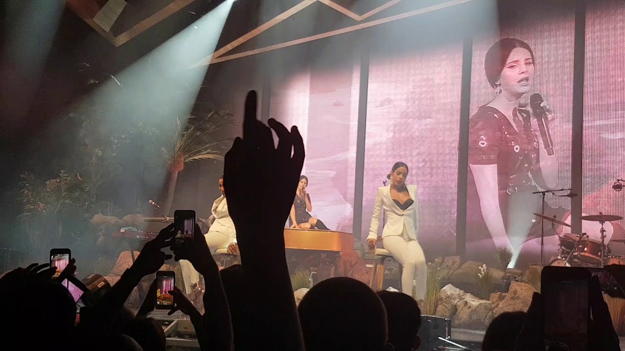 Lana Del Rey - White Mustang (Live in Berlin, 4/16/18)