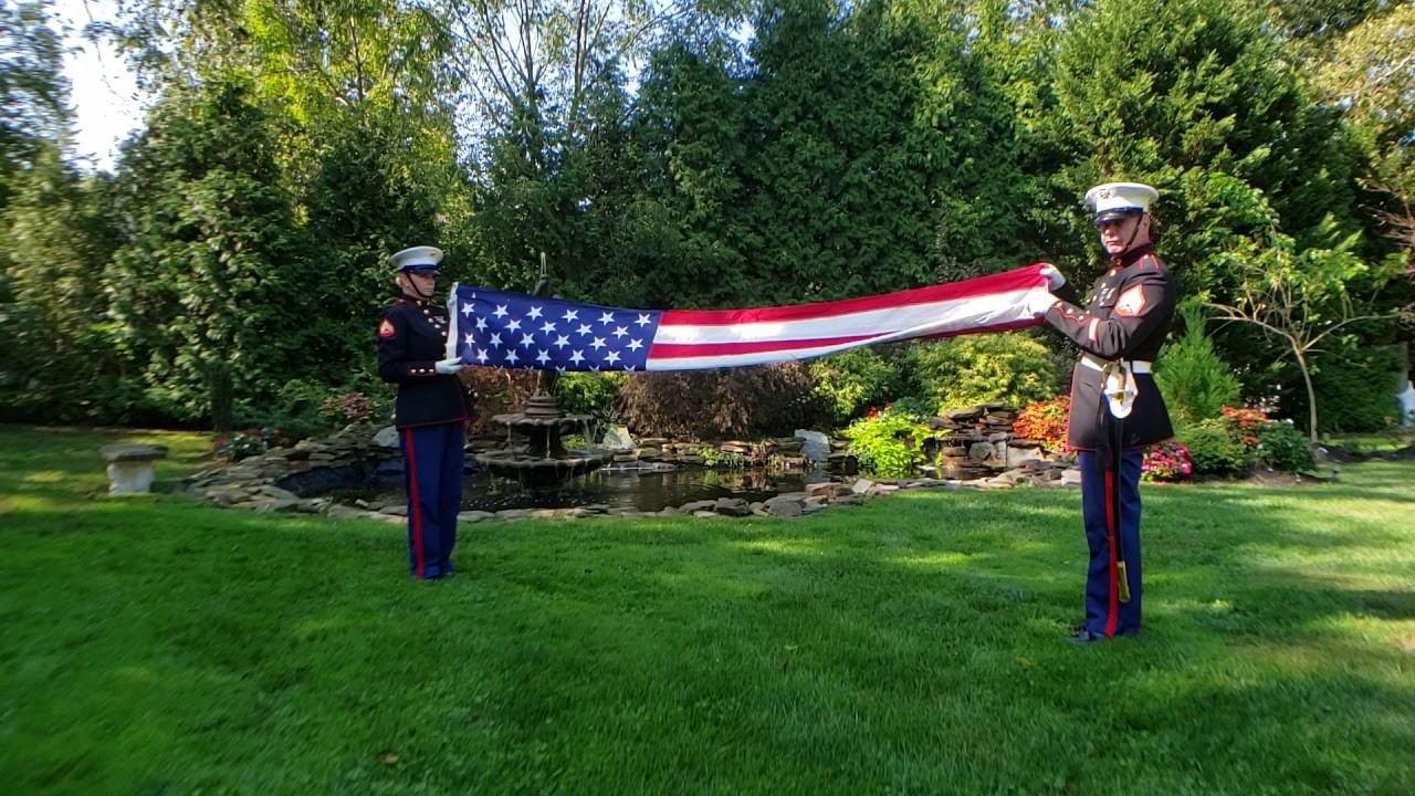 How to Properly fold a flag