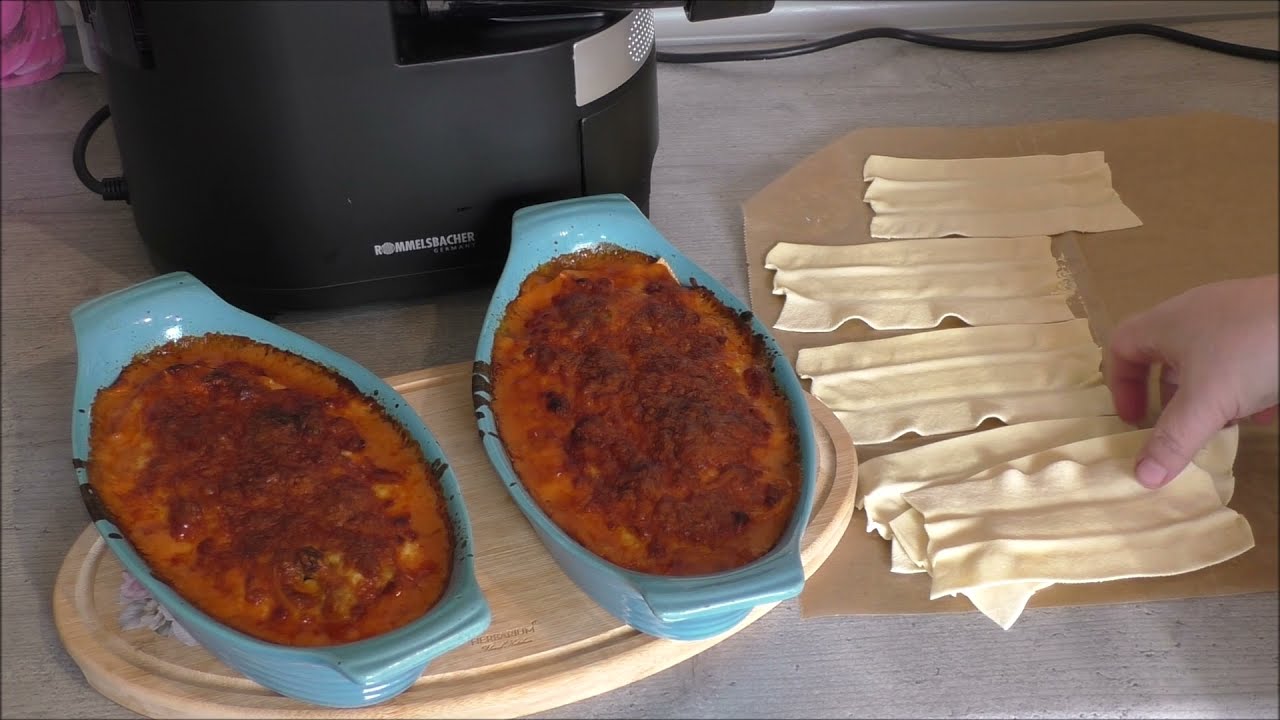 Lasagneplatten selber machen mit der Nudelmaschine Pastarella von Rommelsbacher