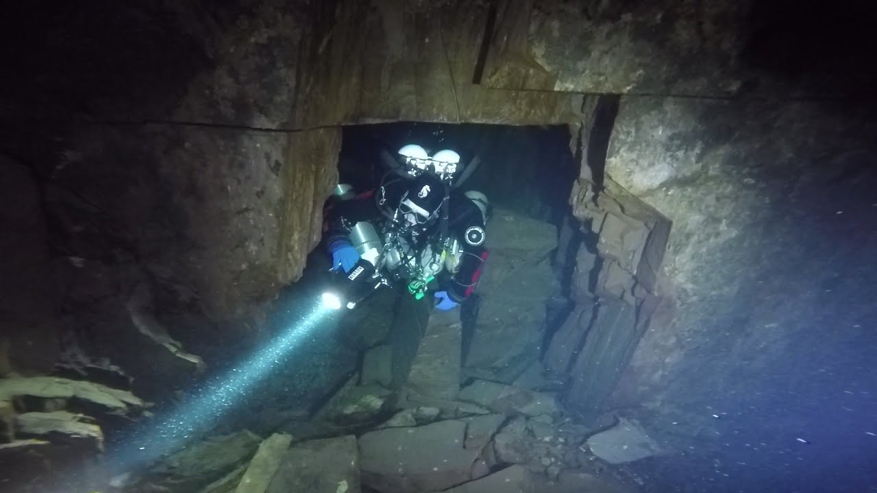 Bottom of Dorothea Quarry 106m dive