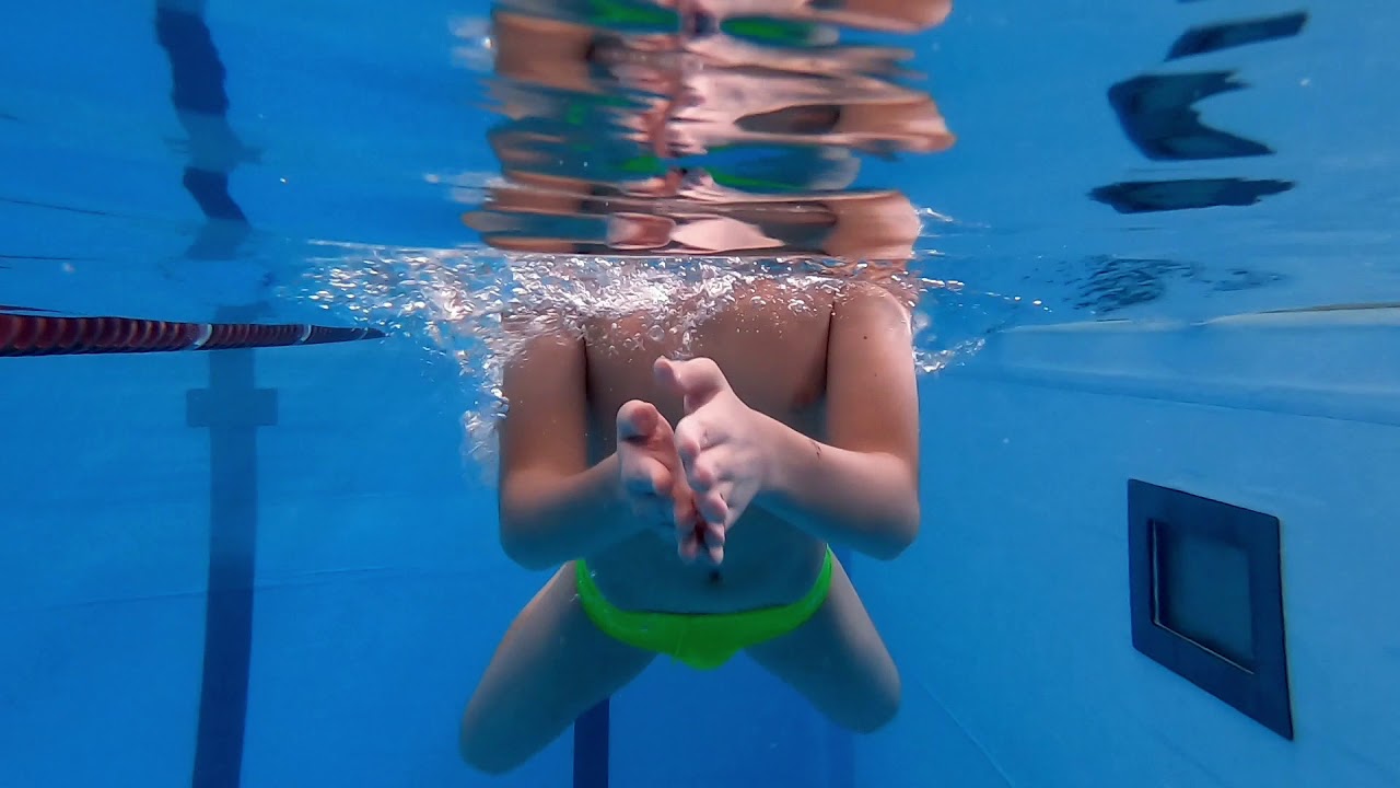 NUOTO IN PISCINA: LA BRACCIATA A RANA