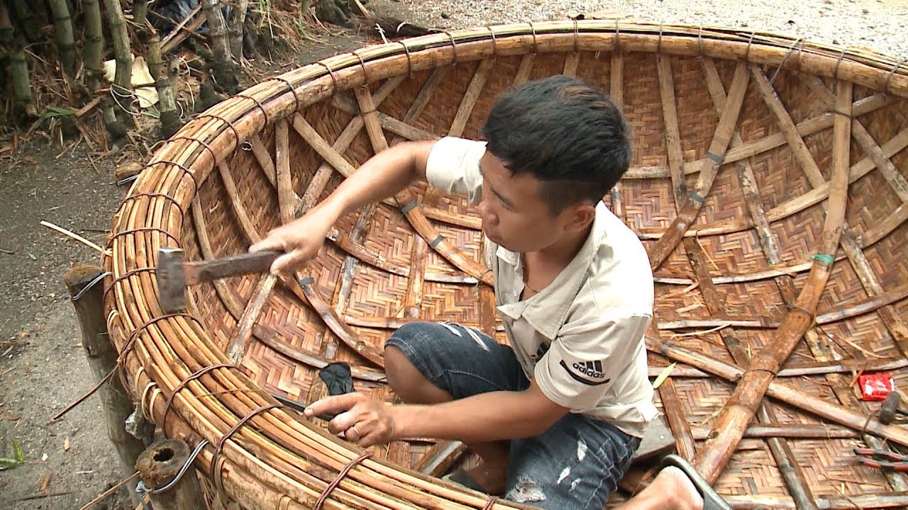 Chuyện đời chuyện nghề: Nghề làm thuyền thúng ở Hoàng Mai