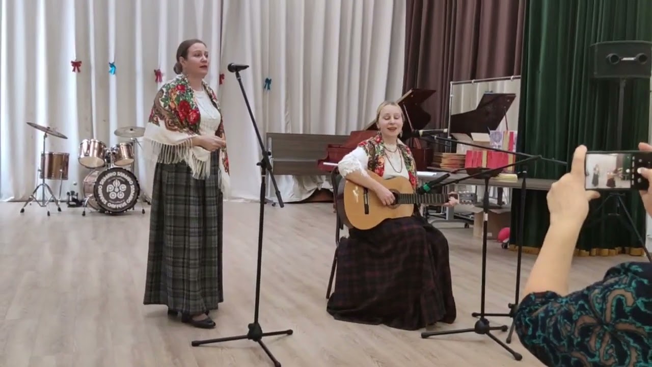 Песня «Белым снегом» (муз. Е. Родыгина, сл. Г. Варшавского)