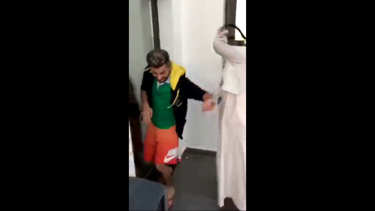 فهد العرادي سناب (136) يطنز على دشداشه الخال ابو طلال