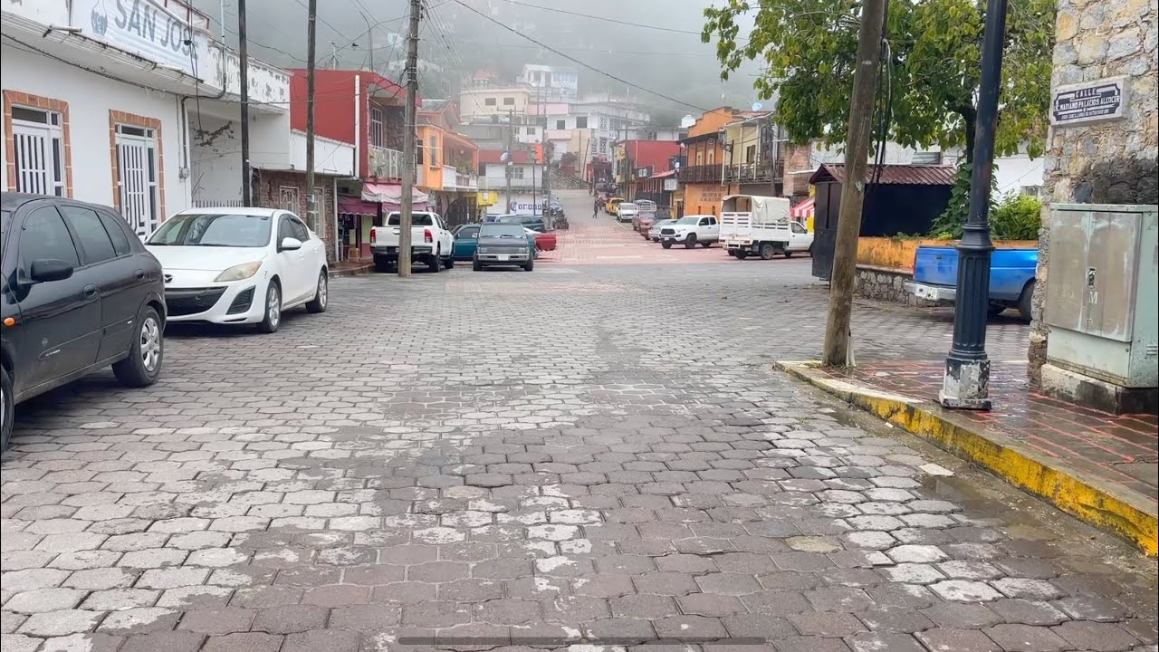 Agua zarca Quer&eacute;taro 2025 pleno tiempo de lluvias