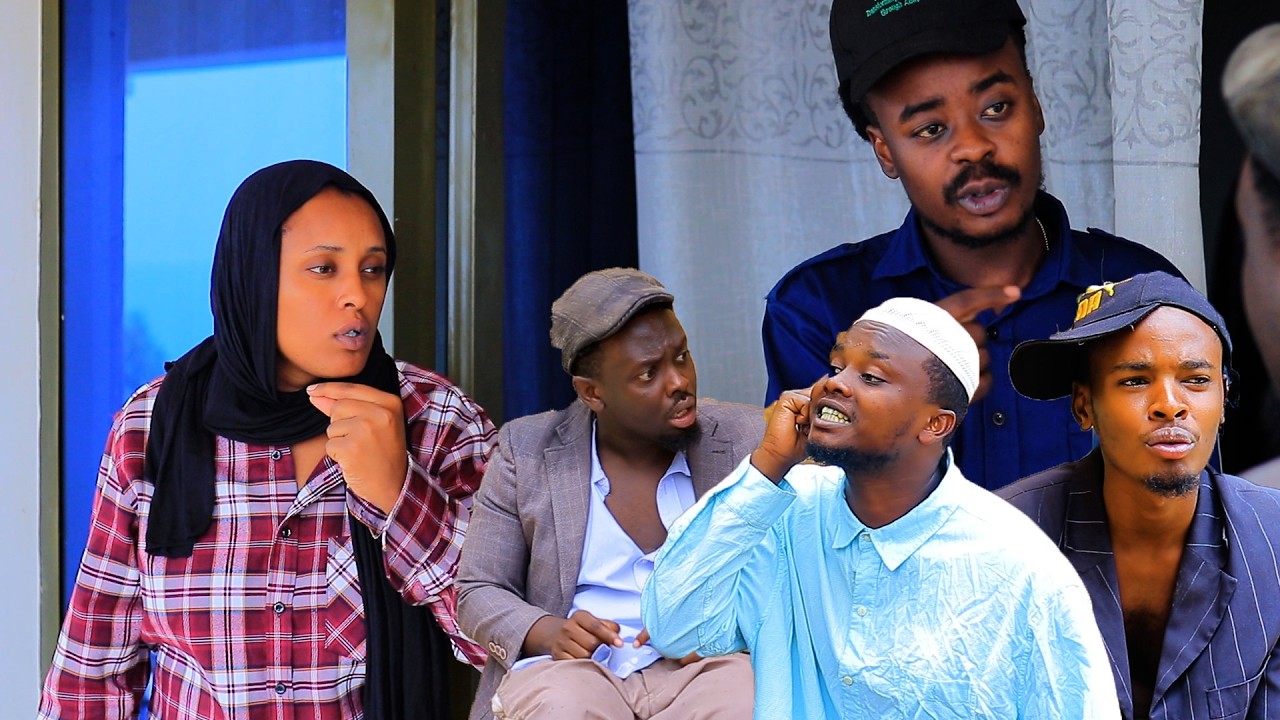 NYAXO COMEDY: Bamufatanye Urumogi