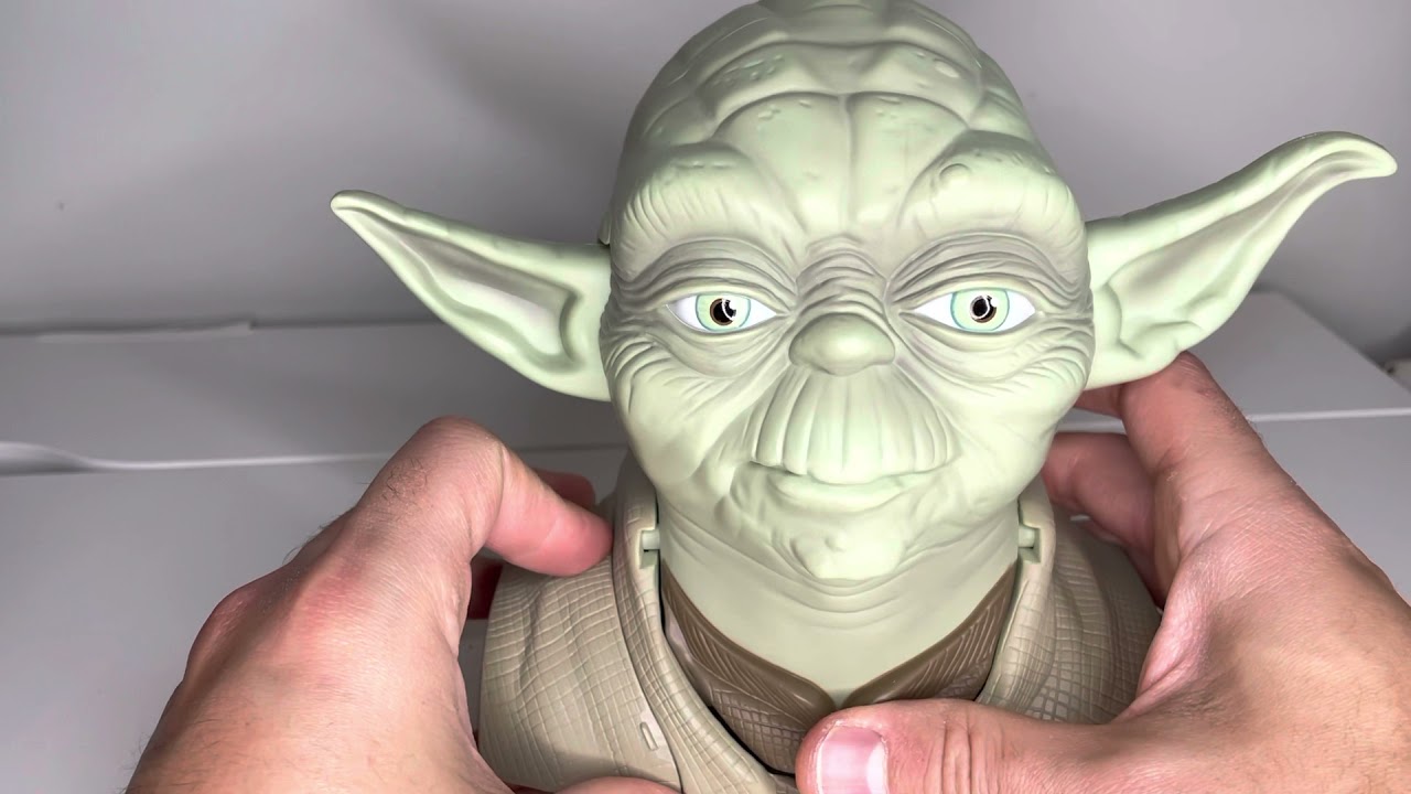 Star Wars Micro Machines Transforming Head Playset Yoda