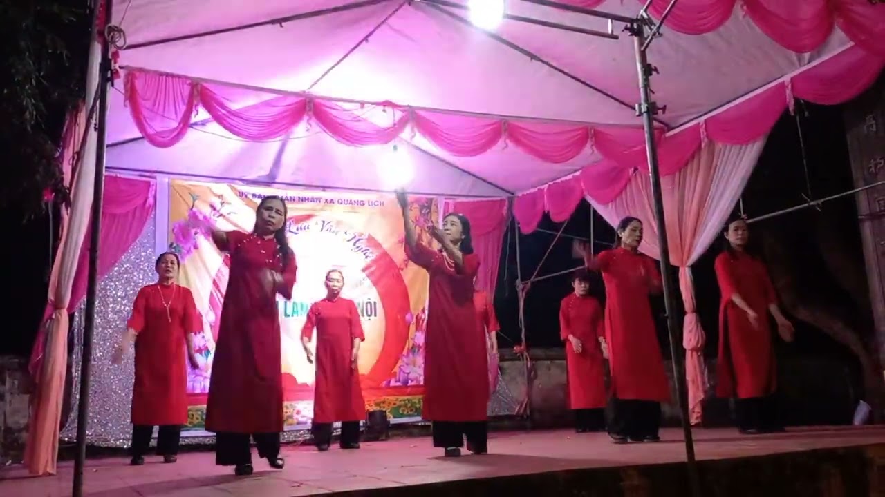 Gửi về quan họ_ dân vũ đội văn nghệ xóm 8 quang lịch 