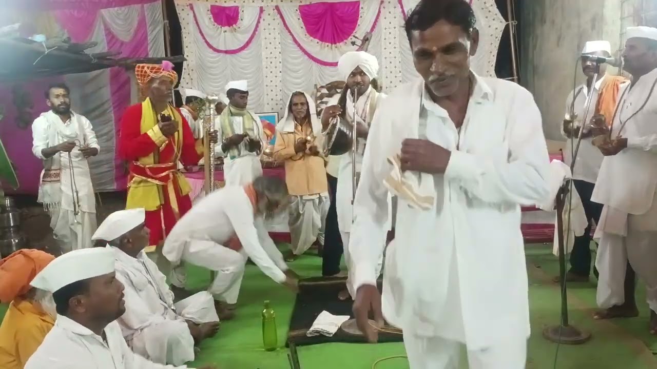भाग 1 ह भ प ओम महाराज पाटिल आळंदीकर गारोळ्याचीवाडी ता कळमनुरी जि हिंगोली येथील किर्तन सेवा 
