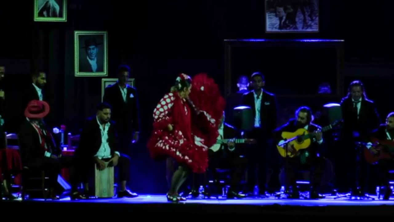 Amazing Flamenco dancer at La Bienal de Sevilla 2022 - Alba Serrano
