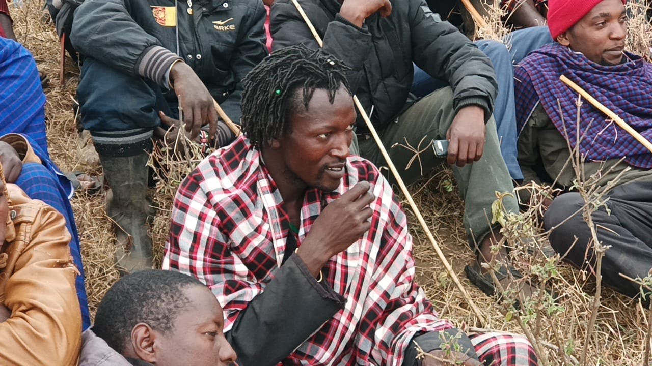 Kamati ya Amani Dini Mbalimbali Arusha yatoa Elimu ya Madhara ya Bangi Katika kijiji cha Kisimiri.