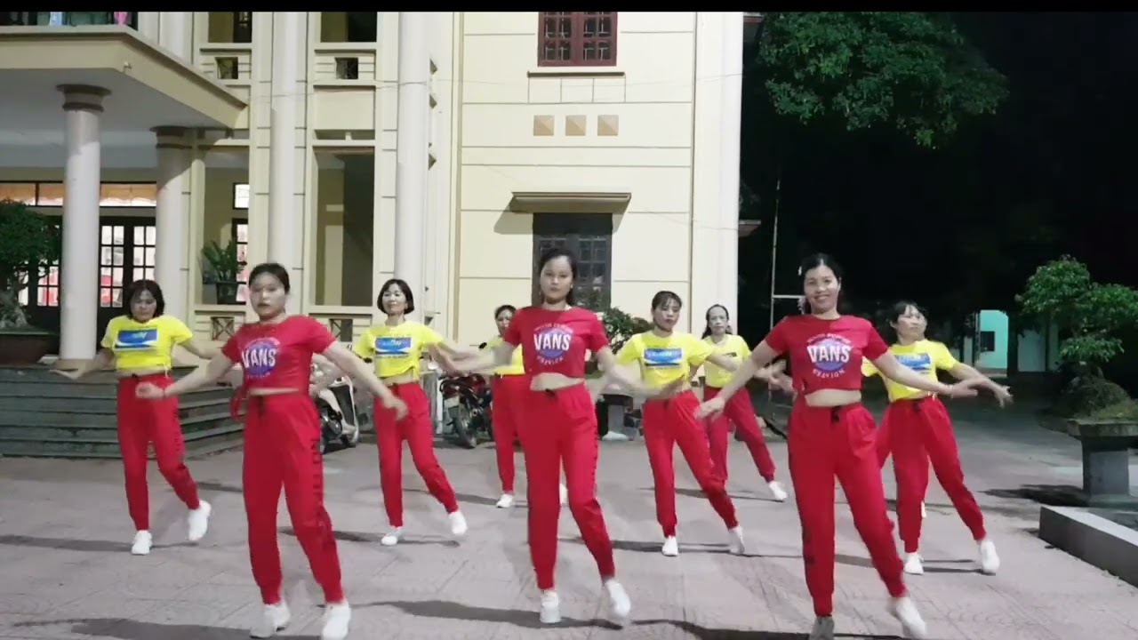 Nhảy Shufedance Thương ly biệt mới nhất - CLB DV Sao Mai xã Cổ Bì