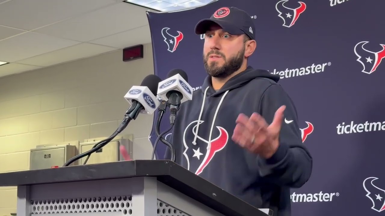 Nick Caley Gets GRILLED Over Brutal 2-Minute Offense &mdash; Awkward Press Conference Moment