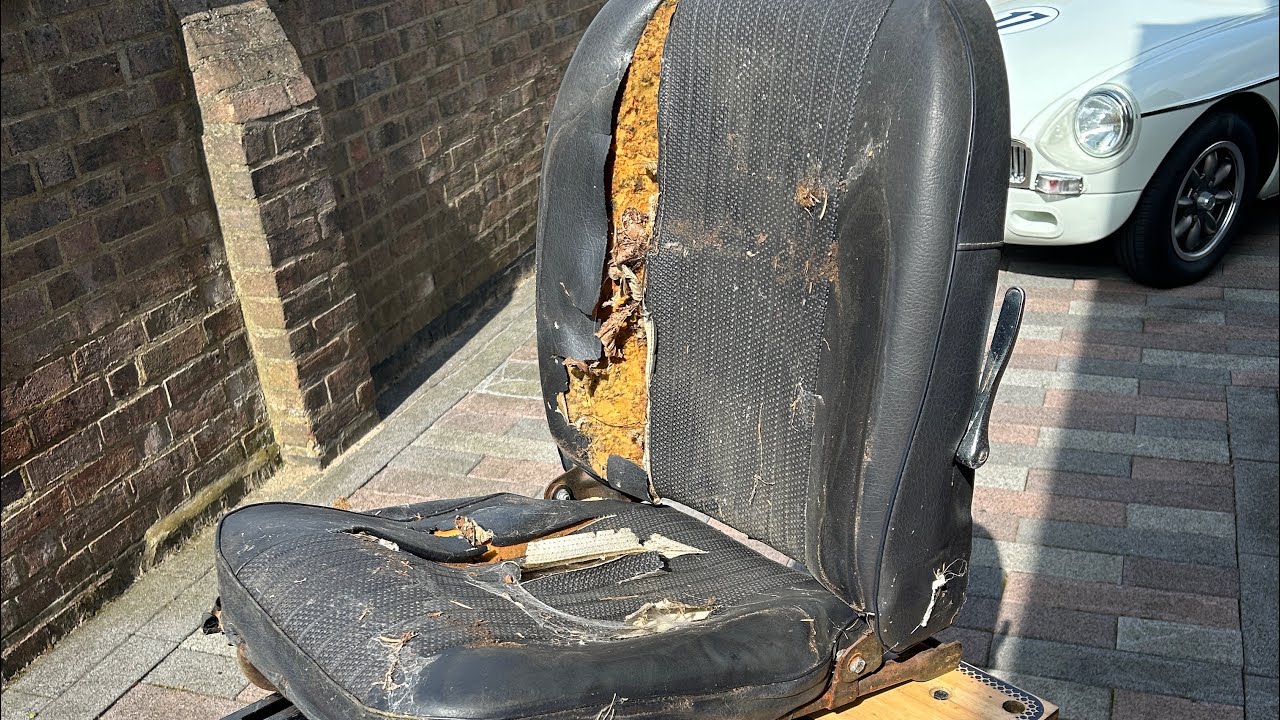 Watford Classic Cars seat cover replacement for MGB