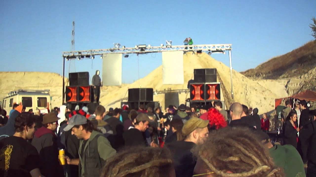 RHYTHM IS A DANCER @ POZOR SMETI + CPE + MEDITOX FREE PARTY 230911