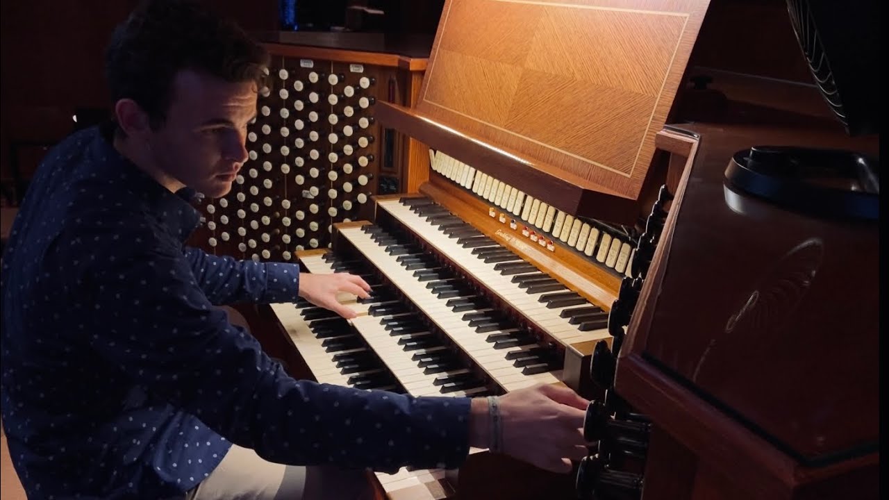 An organist’s DREAM COME TRUE!  (Plus update on my whereabouts in desc)