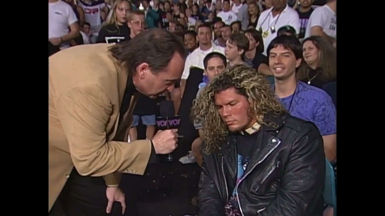 Raven Ignores Mike Tenay's Questions about signing a WCW Contract! 1997