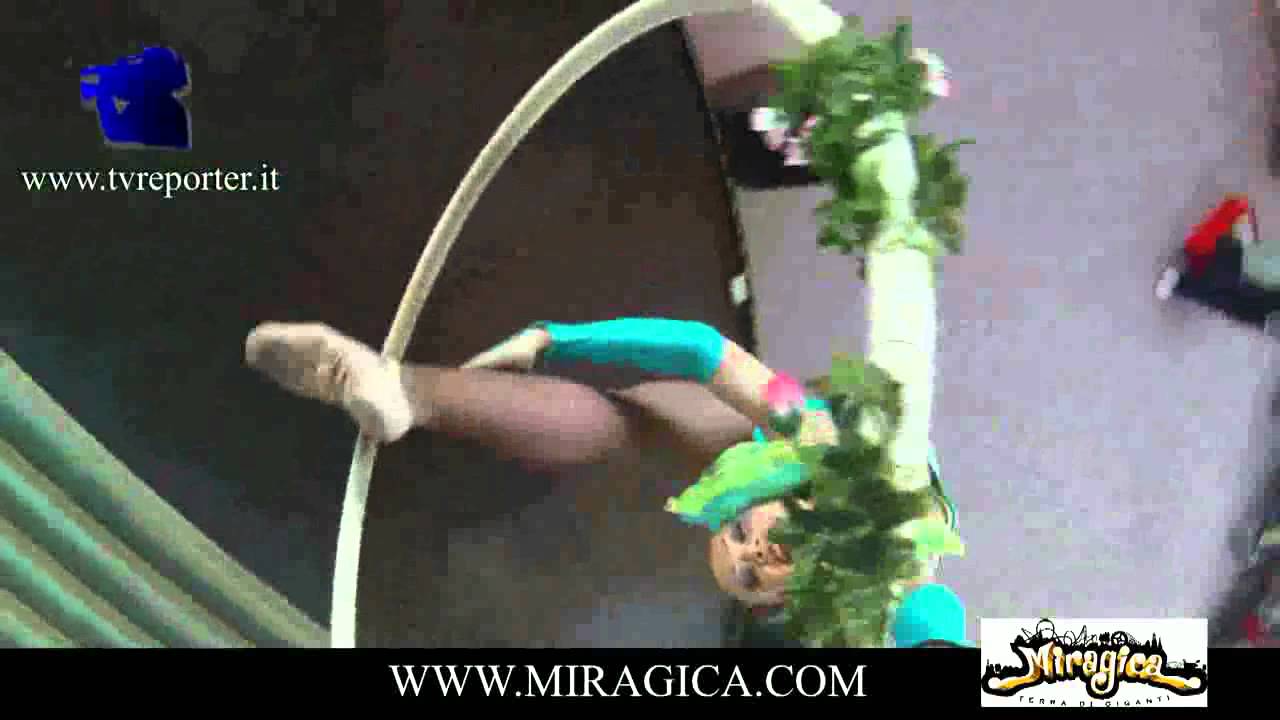 PARCO DI MIRAGICA: DANZA ACROBATICA
