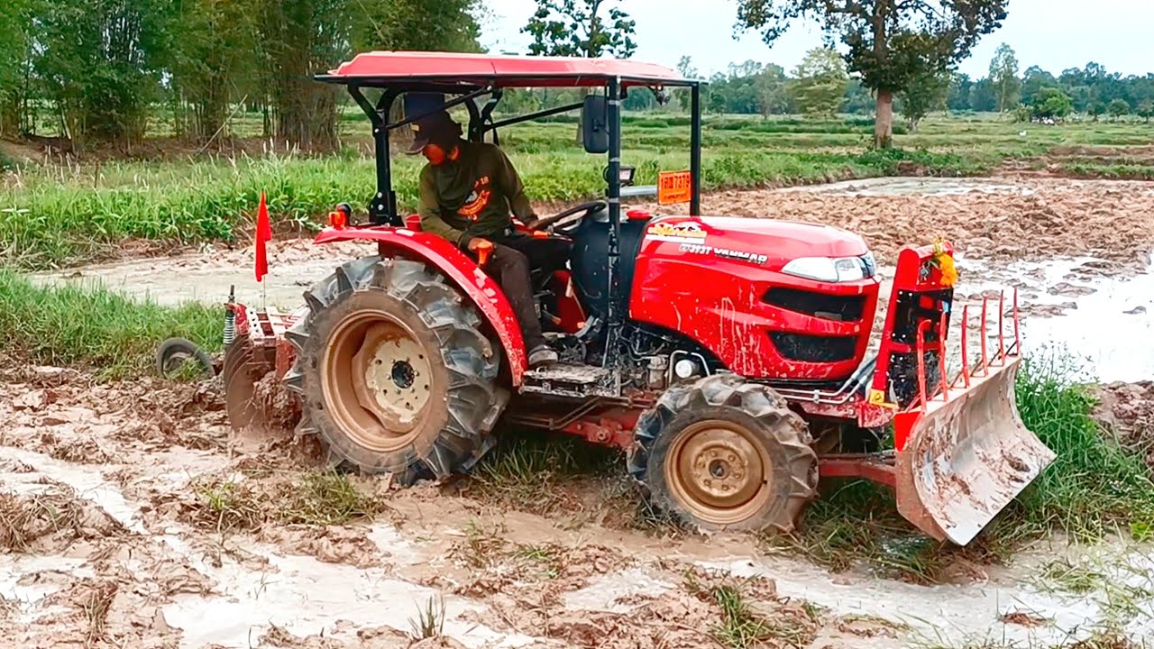 รถไถ YANMAR EF 393 T 39 เเรงม้า งานไถเตรียมดินกลบหญ้า