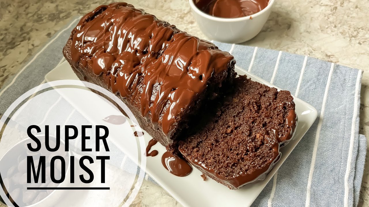 Easy Chocolate Cake with Rich Chocolate Ganache!