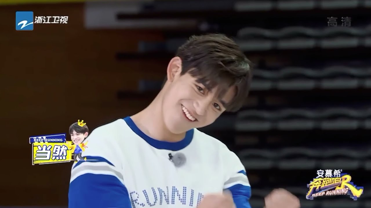 NCT Lucas does an impressive high jump on Chinese variety show Keep Running