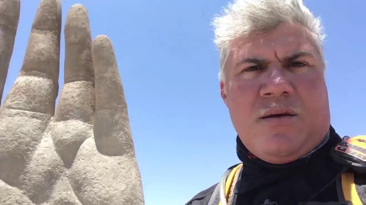 Na M&Atilde;O do DESERTO - CHILE