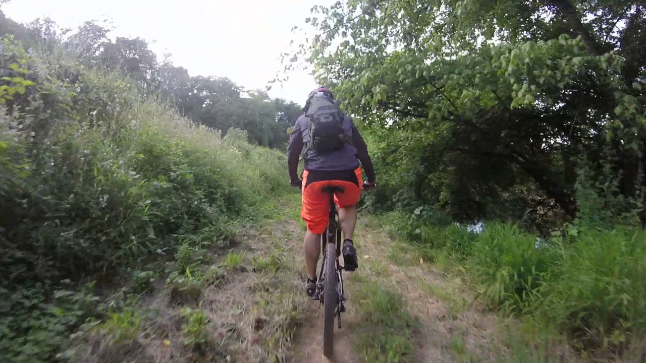 VTT DORDOGNE PÉRIGORD : Rouler à St Léon sur Vézère - Part 2