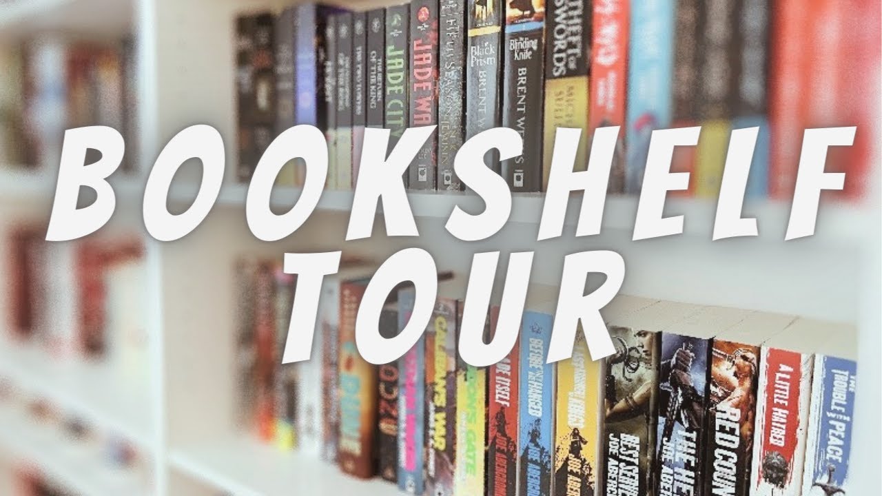 BOOKSHELF TOUR!! Fantasy, Stephen King and a pinch of romance!