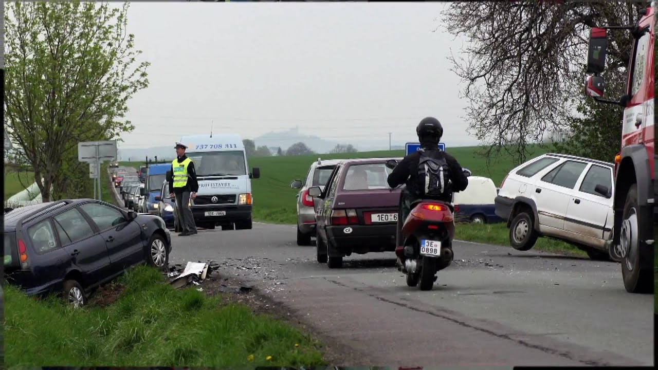 DOPRAVNÍ NEHODA MEZI OBCEMI CHRUDIM - OSTŘEŠANY 15.04.2011