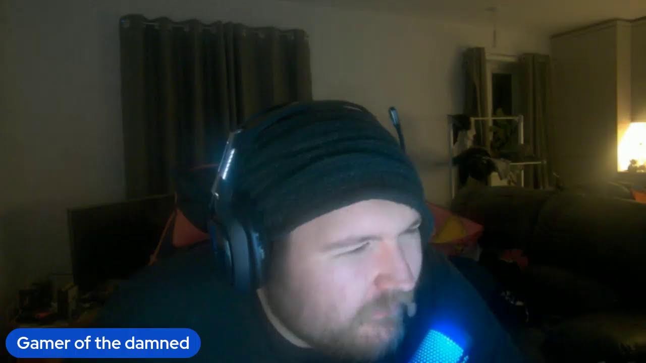 Reacting to Radom things on the internet / MAYBE OPEN PANEL