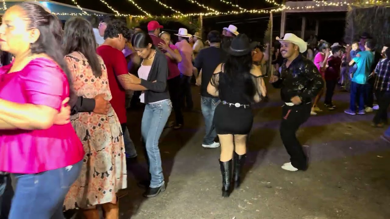 Chava Guerra y su Grupo Dominante- Ritmo sencillo 