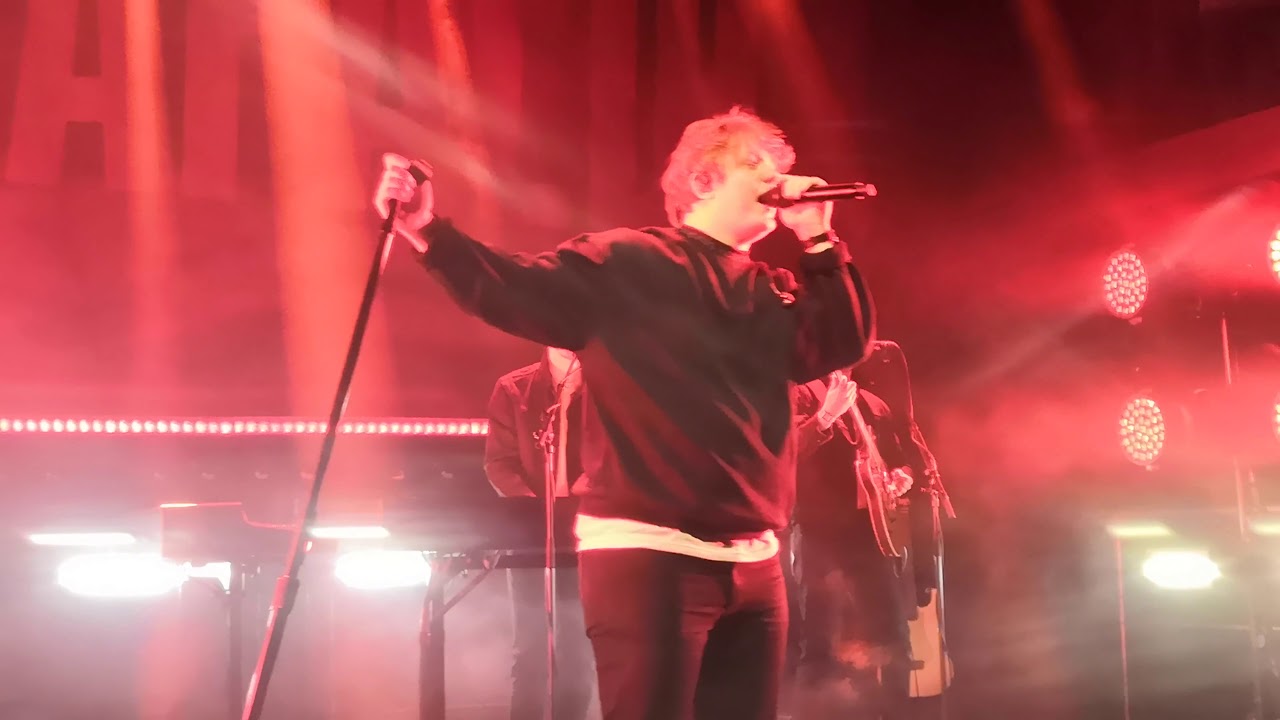 Lewis Capaldi - Don't Get Me Wrong [Live in Prague]
