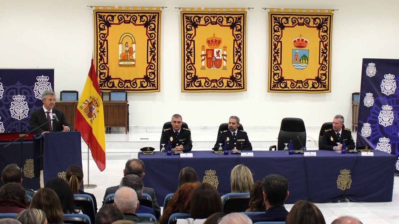 Antonio de Haro toma posesión como nuevo Comisario de la Policía Nacional en Estepona