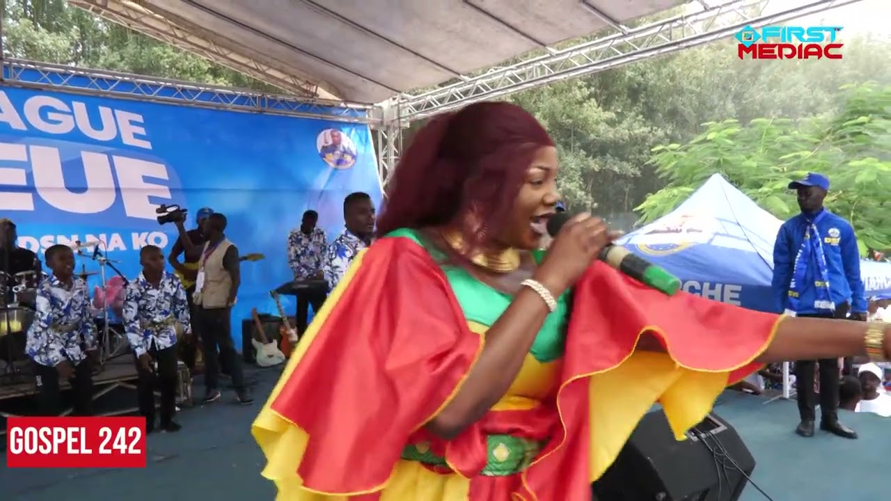 Gospel 242 la soeur Bénie Chicane très spectaculaire au meeting du candidat Denis sassou N'Guesso