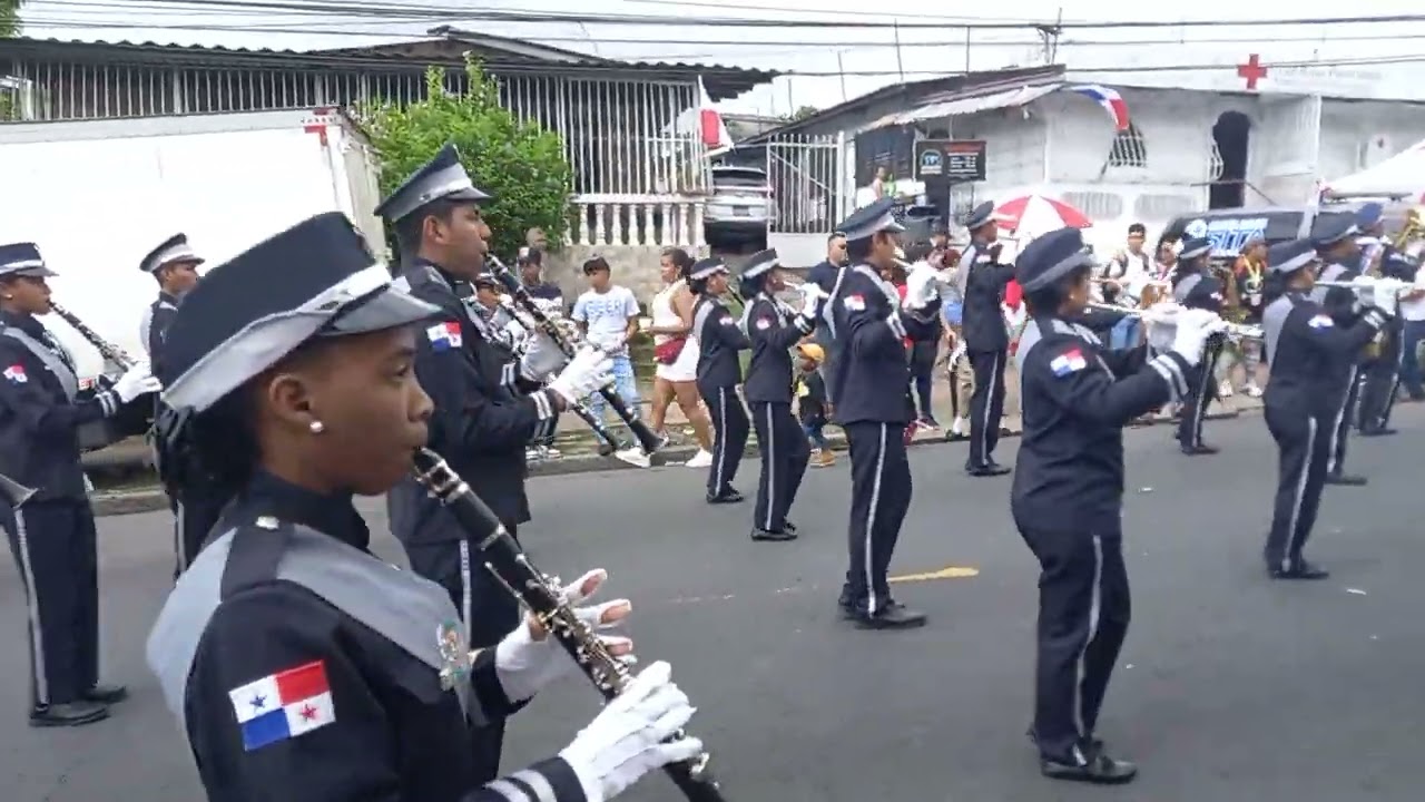 Banda del Instituto Rubiano Desfile del Viernes 4 de Noviembre Feliz mes de la Patria 2022