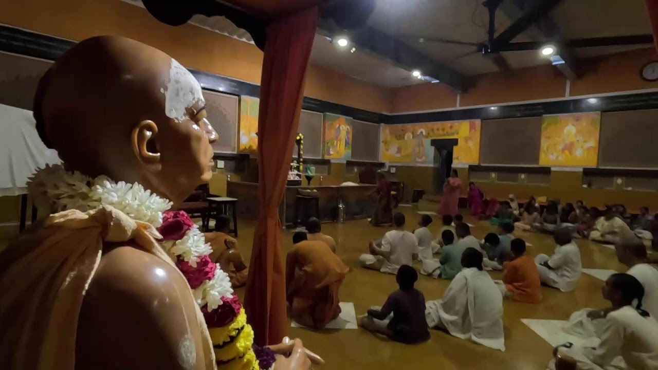 Sandhya Arati ISKCON Salem