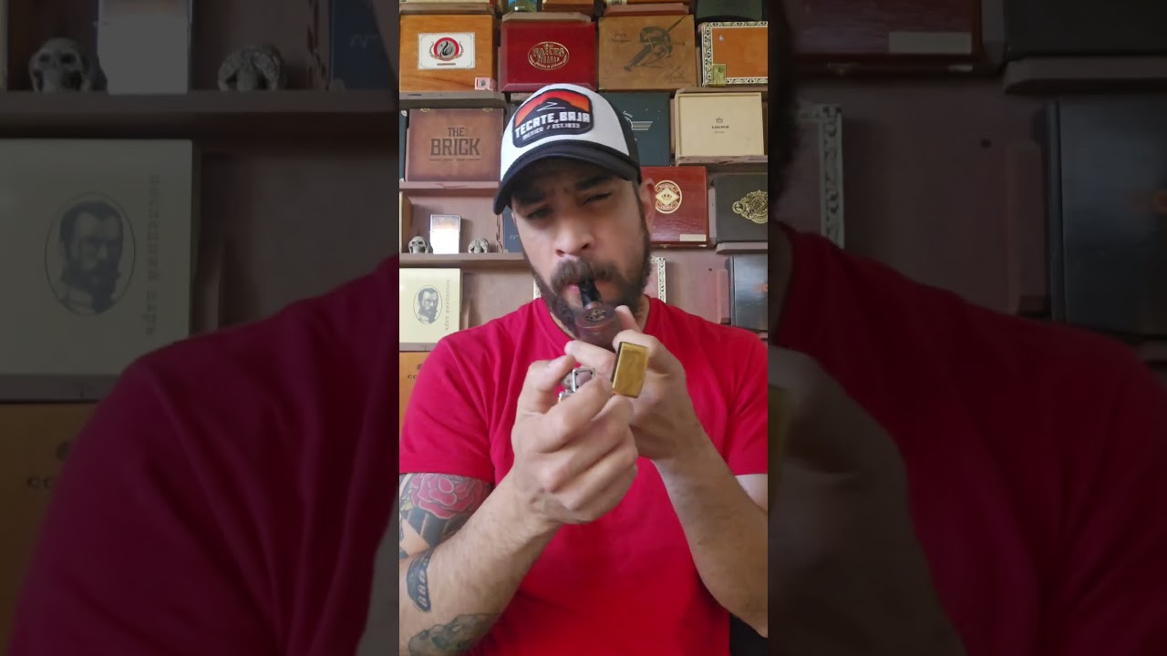 La mejor forma de iniciar el d&iacute;a! con una pipa y un buen tabaco.