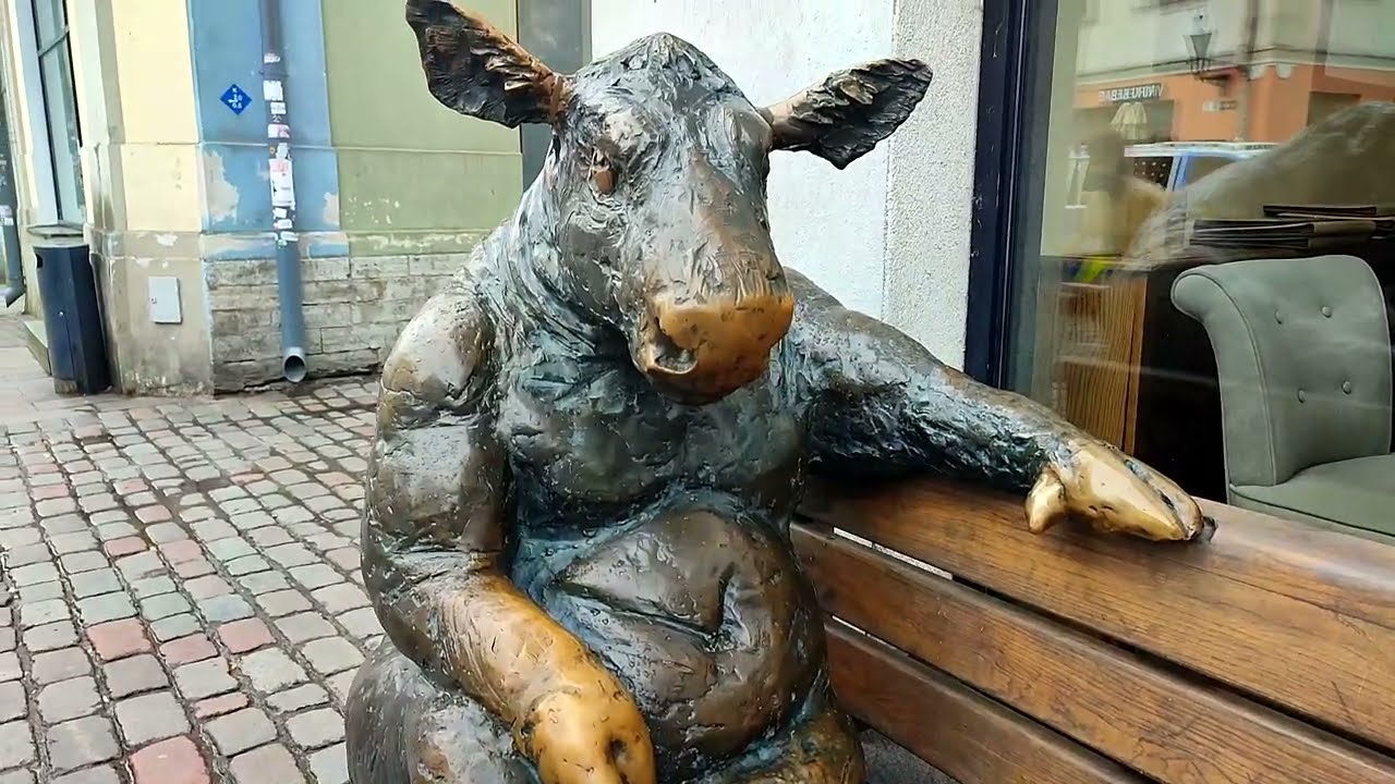 Бено VS Туристические достопримечательности