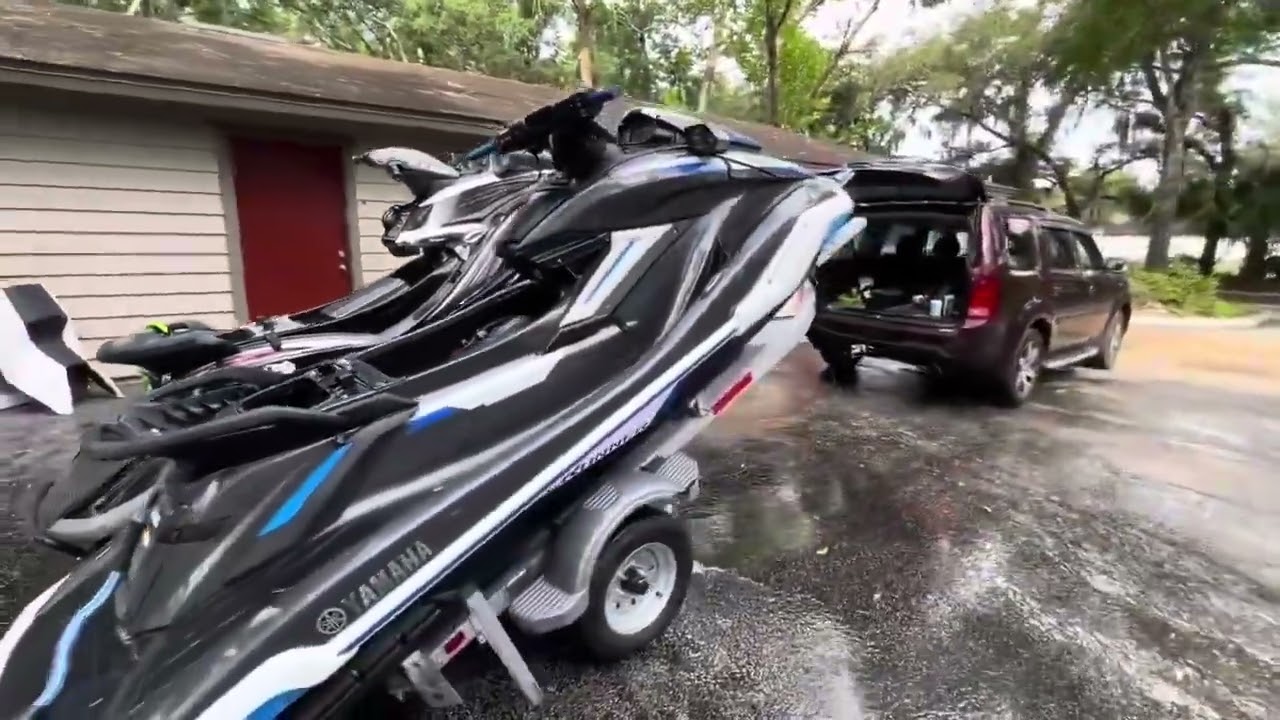 Cómo mantener correctamente tu Yamaha WaveRunner | ¡Trucos de limpieza para PWC con WavesRX!