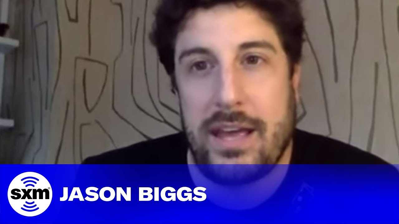 Jason Biggs Says Eugene Levy is his "Second Dad" | SiriusXM