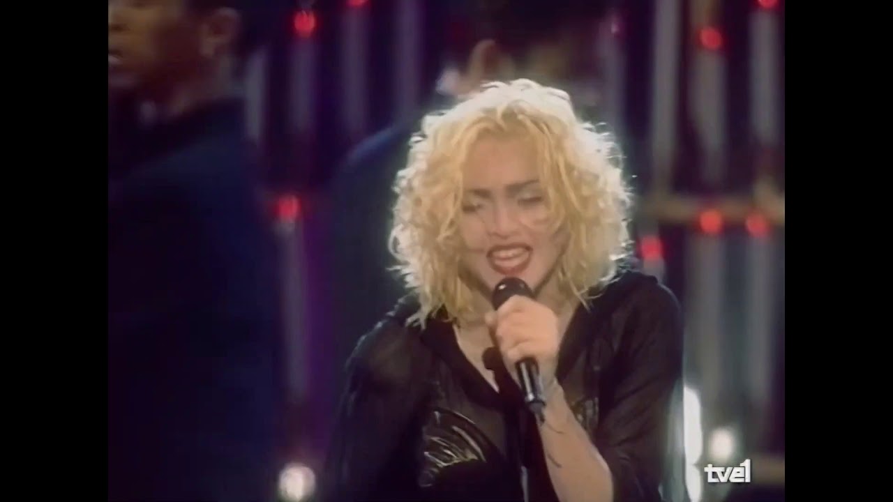 Madonna - Papa Don't Preach (Live Blond Ambition Tour Barcelona) HD
